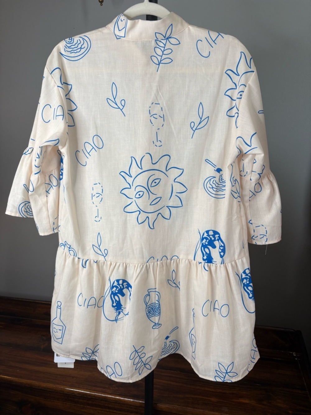 Cream Button-Front Tunic Dress with Blue Sun Print - Picture 4 of 6